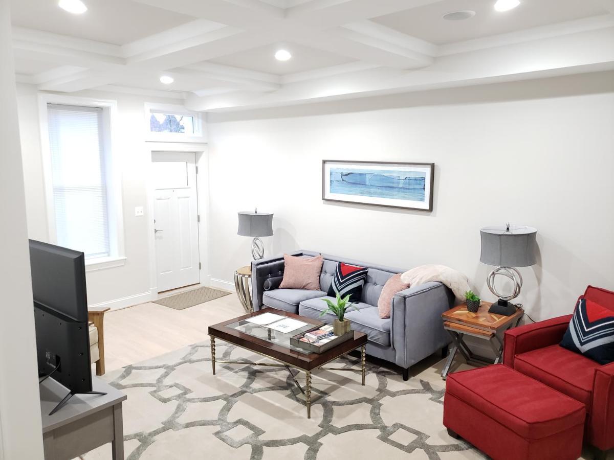 Spacious & Bright Home In Bloomingdale/ Truxton Dc واشنطن المظهر الخارجي الصورة