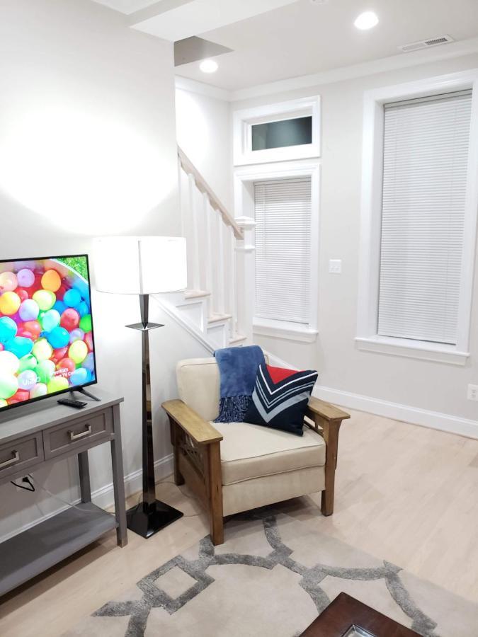 Spacious & Bright Home In Bloomingdale/ Truxton Dc واشنطن المظهر الخارجي الصورة