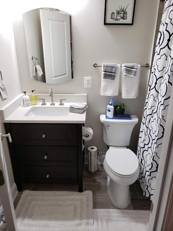 Spacious & Bright Home In Bloomingdale/ Truxton Dc واشنطن المظهر الخارجي الصورة