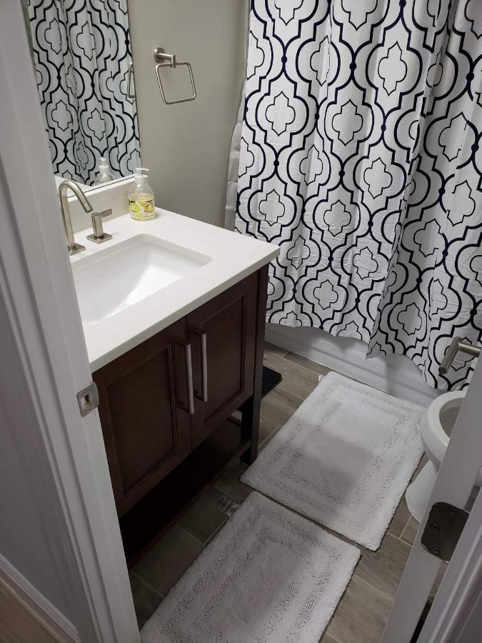 Spacious & Bright Home In Bloomingdale/ Truxton Dc واشنطن المظهر الخارجي الصورة